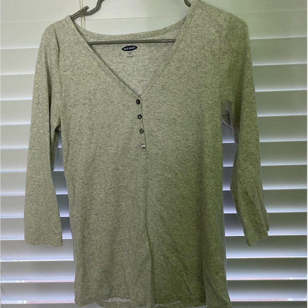 Old Navy Tee With 3/4 sleeves